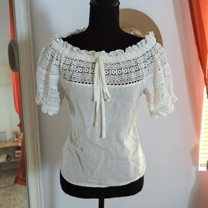 Unique Vintage I Love Lucy Peasant Top